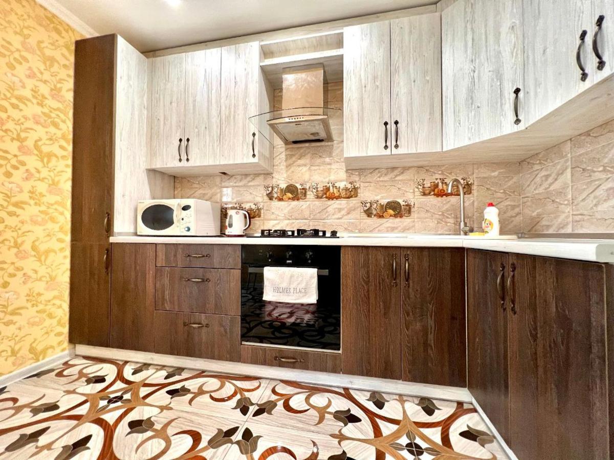 Apartpoltava Двокімнатні Апартаменти, До 6 Спальних Місць, Кутова Ванна, Корпусний Парк, Документи Для Відрядження المظهر الخارجي الصورة